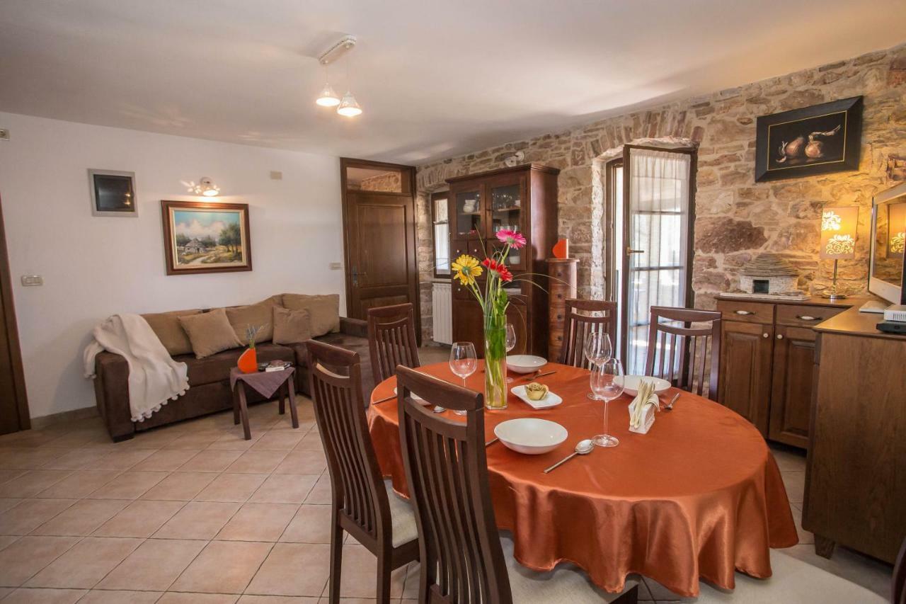 Nona Nina Apartamento Vižinada Exterior foto